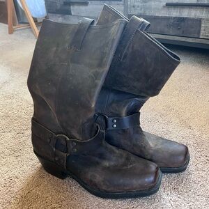Mossimo Women’s Brown Boots